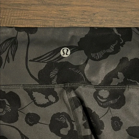 lululemon athletica Black Floral Print Leggings - Picture 2 of 10